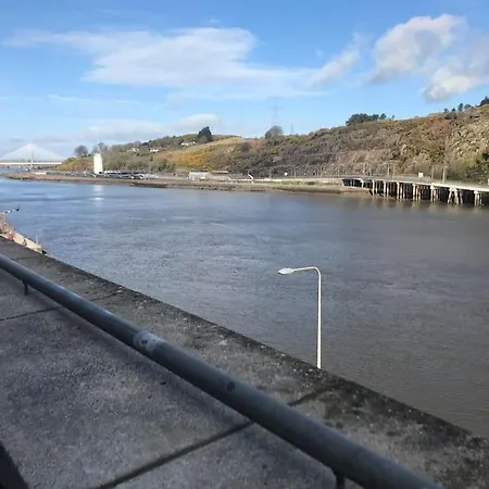 City Centre Rooftop Alongside River Suir *