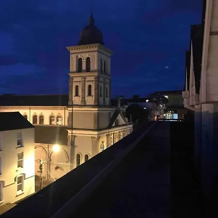 City Centre Rooftop Alongside River Suir *
