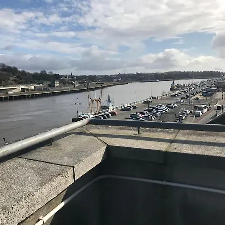 Apartamento City Centre Rooftop Alongside River Suir *